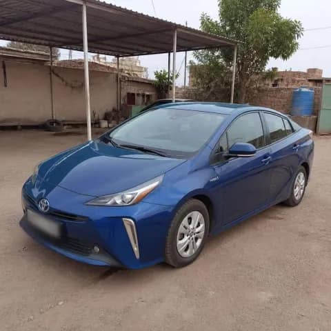 تويوتا بريوس 2019 نظيف جداً
