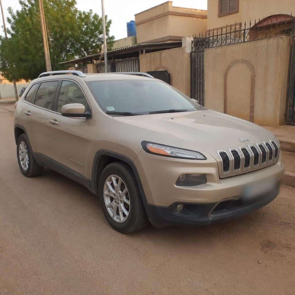 جيب شيروكي 2019 جاهز للمعاينة