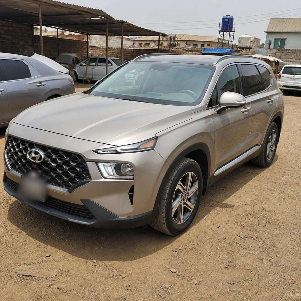 هونداي سانتا في 2023 نظيف جداً