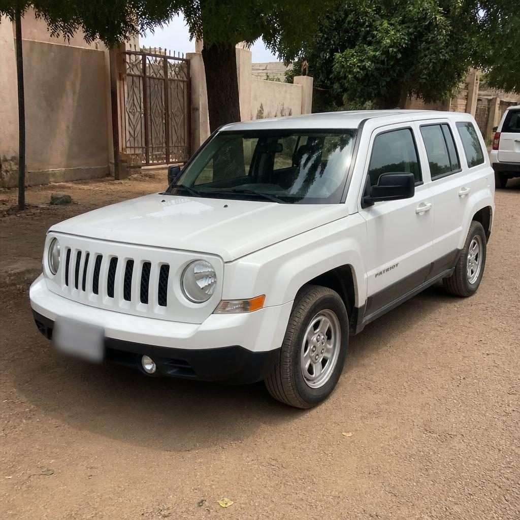 جيب باتريوت 2019 قير أوتوماتيك