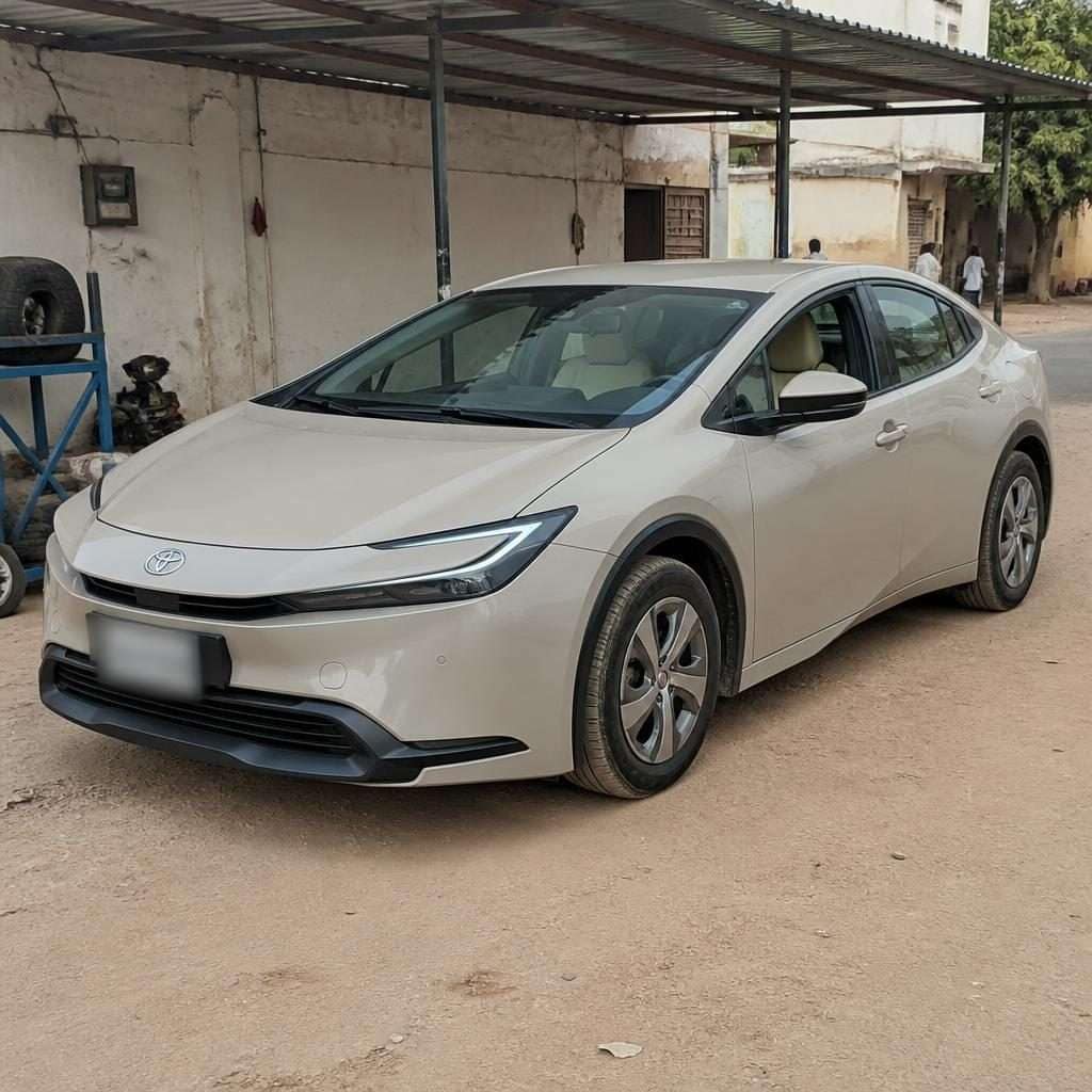 تويوتا بريوس 2023 أوتوماتيك